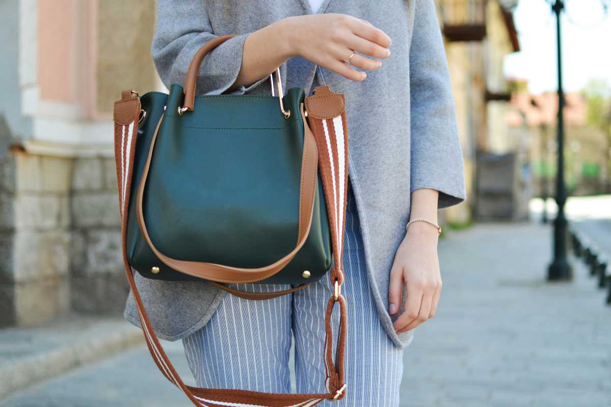 Seasonal Bags That Complement Every Outfit